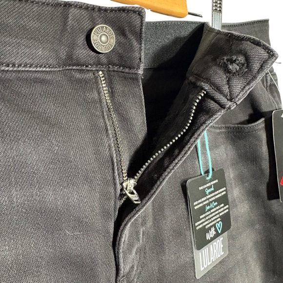LULAROE | NEW Women's ‘The Boyfriend’ Black Denim Jeans size 34 Stretch Comfy - Picture 7 of 13